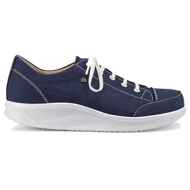 Finn Comfort Ikebukuro casual shoes, navy blue fabric with white laces and thick white sole