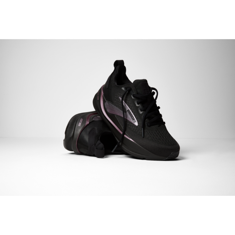 Brooks Ghost Max 4 by Brooks