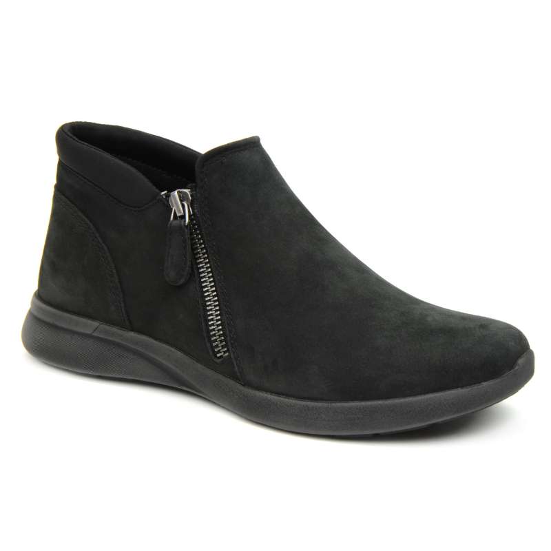 Aetrex Addie : Womens Casual Bootie Black Right Side Front View