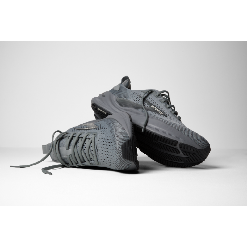 Brooks Ghost Max 4 by Brooks